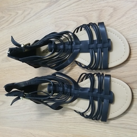 SODA Strappy Sandals Black Zip Up Back Buckle Ankle NWOT Womens 6 - Picture 2 of 9